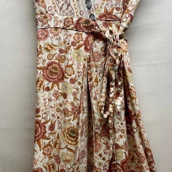 Tie Front Wrap Dress Women's Medium Multicolor Floral Rayon Blend Flowy GUC - Picture 3 of 13